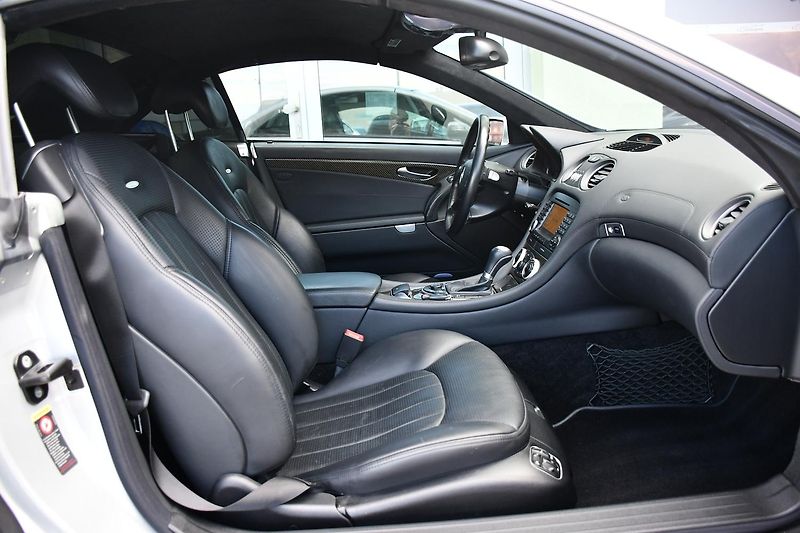 Mercedes-Benz SL 65 AMG V12 Anniversary Edition - fotka 22 z 41