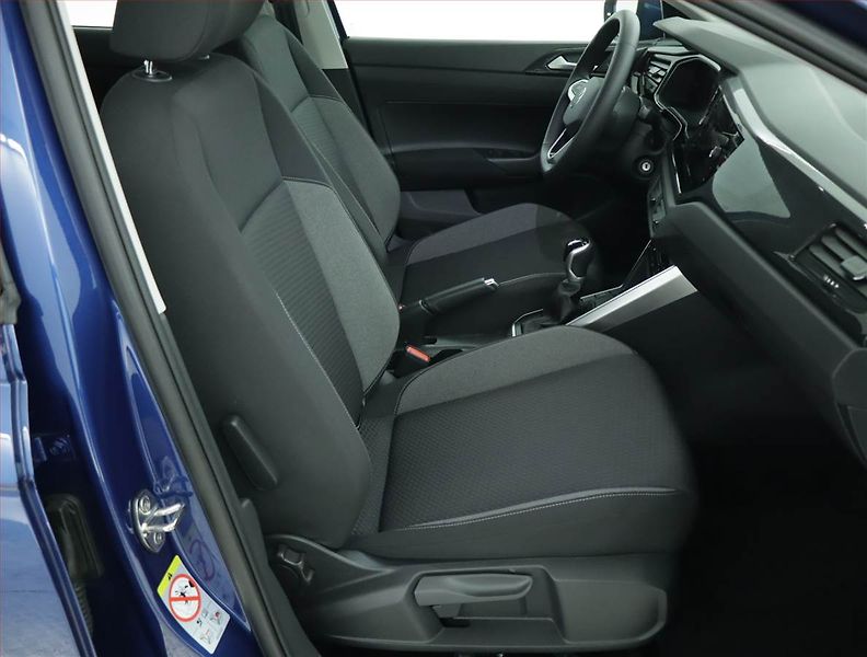 Volkswagen Taigo (2025) Life 1.0 TSI - fotka 9 z 16