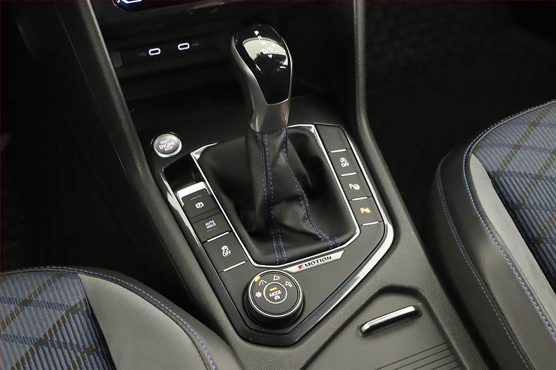 Volkswagen Tiguan (2021) R-Line R 2.0 TSI - fotka 17 z 19