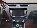 Škoda Octavia (2013) 2.0TSi, RS, DSG, bixen, navi - náhled 12