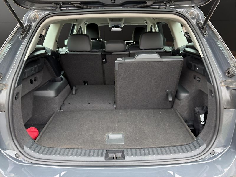 Volkswagen Tayron (2025) 110KW 7 MÍST TAŽNÉ  IQ.LIGHT  - fotka 20 z 27