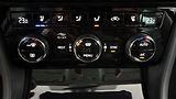 Škoda Superb 2.0 TDI DSG 4x4 L&K Combi - náhled 13