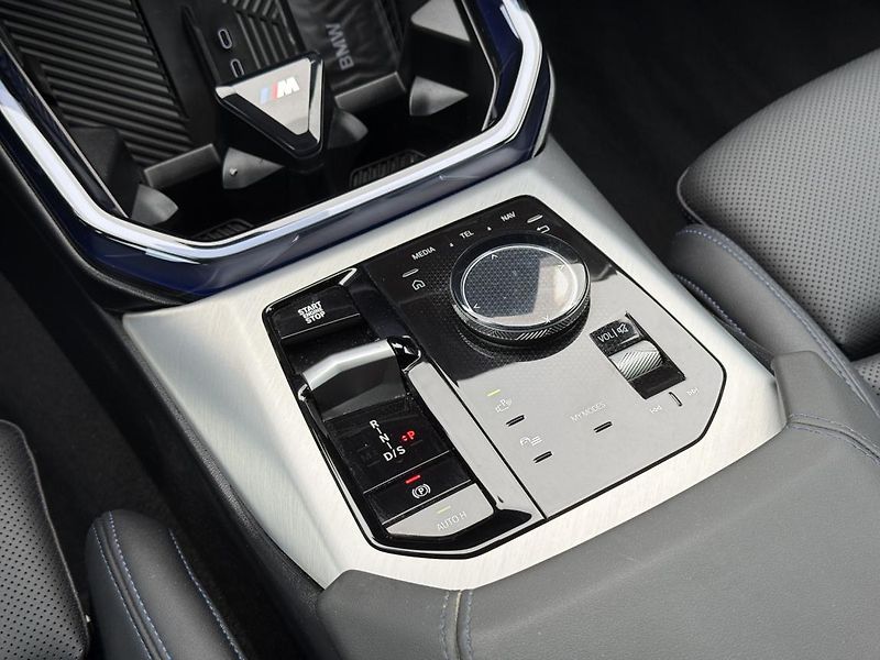 BMW X3 xDrive20d - fotka 12 z 20