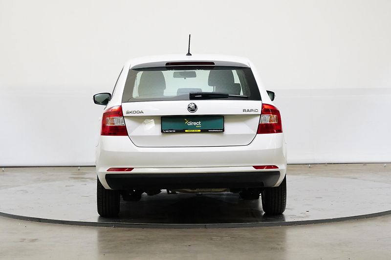 Škoda Rapid - fotka 6 z 26