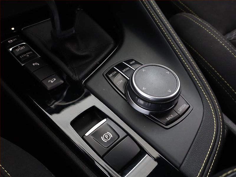 BMW X2 (2019) M Paket xDrive20d - fotka 19 z 21