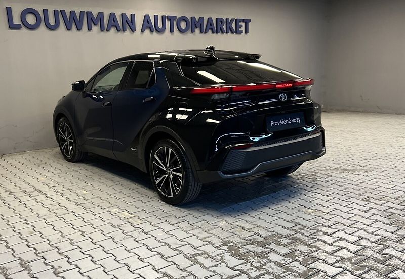 Toyota C-HR 2,0 HYBRID AT AWD EXECUTIVE PR - fotka 18 z 19