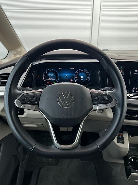 Volkswagen Multivan 2.0TDI DSG 110kW 7-Míst TZ DPH - fotka 9 z 25