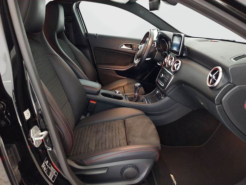 Mercedes-Benz Třídy A (2016) A 200, Kůže, Navi - fotka 9 z 19