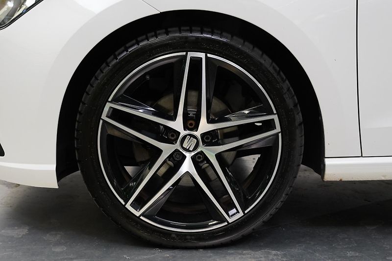Seat Ibiza - fotka 10 z 24