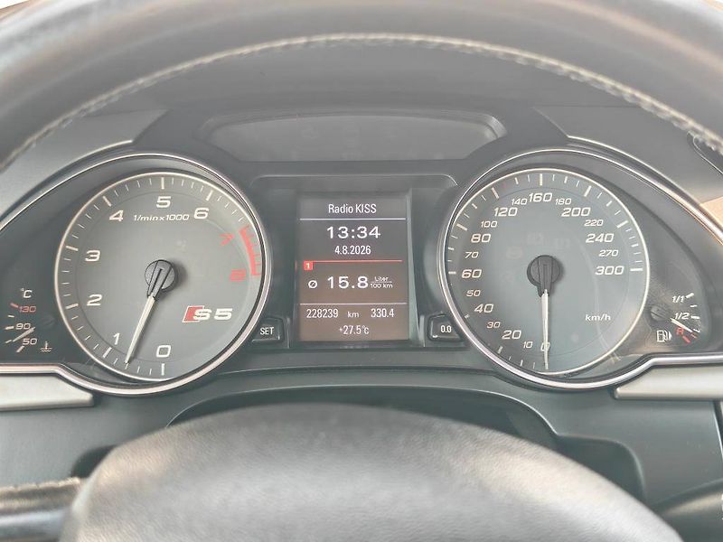 Audi S5 4,2FSI - fotka 12 z 24