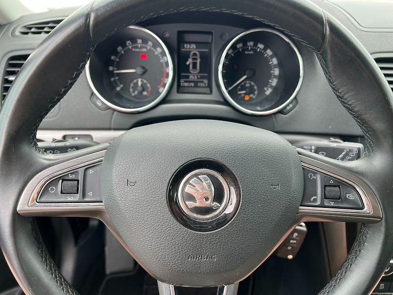 Škoda Yeti (2016) 2.0TDi 110kW 4x4! tažné! Apps! - fotka 23 z 39