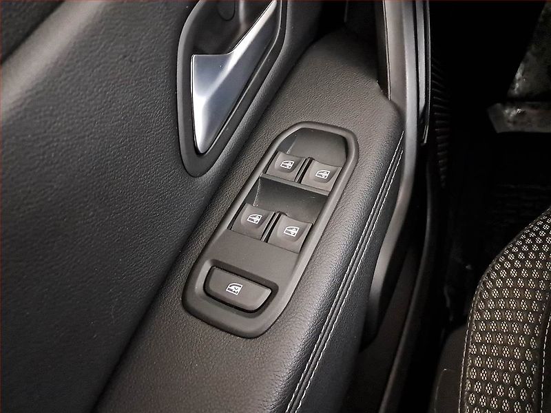 Dacia Duster (2020) 1.0 TCe, LPG, ČR,1.maj - fotka 16 z 17