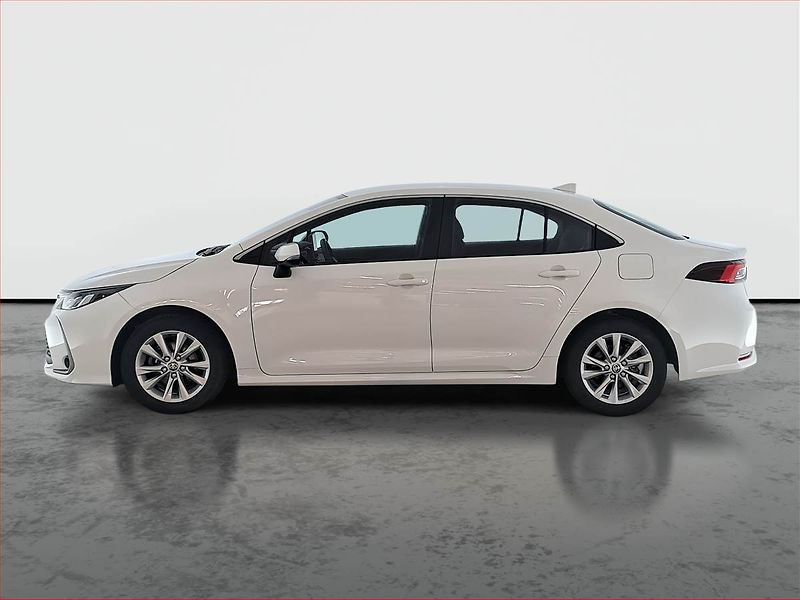 Toyota Corolla (2024) 1.5 VVT-i - fotka 3 z 16