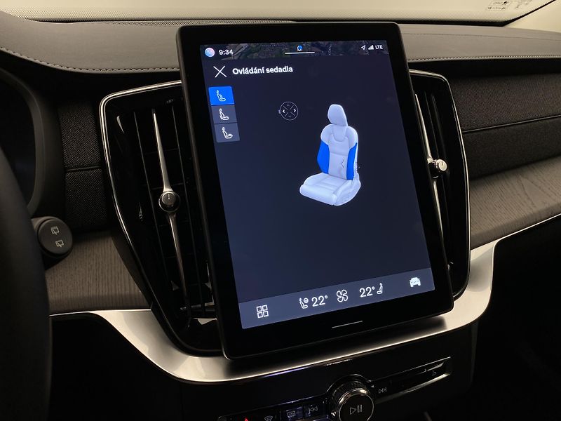 Volvo XC90 T8 AWD RECHARGE DARK REZERVACE - fotka 64 z 67