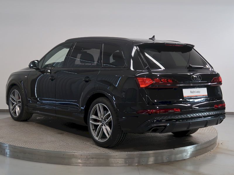 Audi Q7 (2025) S-LINE 50TDI 210KW QUATTRO 7MÍ - fotka 7 z 46