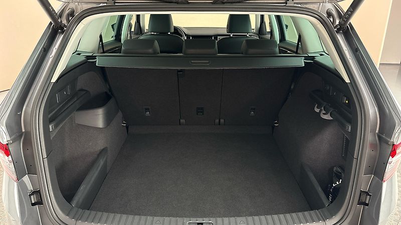 Škoda Kodiaq 2.0 TDI DSG 4x4 L&K - fotka 17 z 34