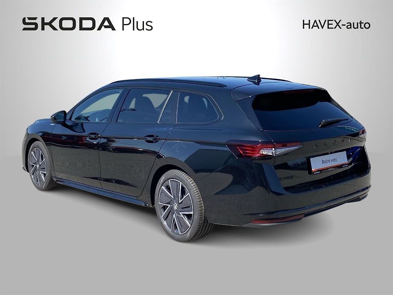 Škoda Superb (2025) Combi 2.0 TDI 4x4 DSG Sportlin - fotka 38 z 41