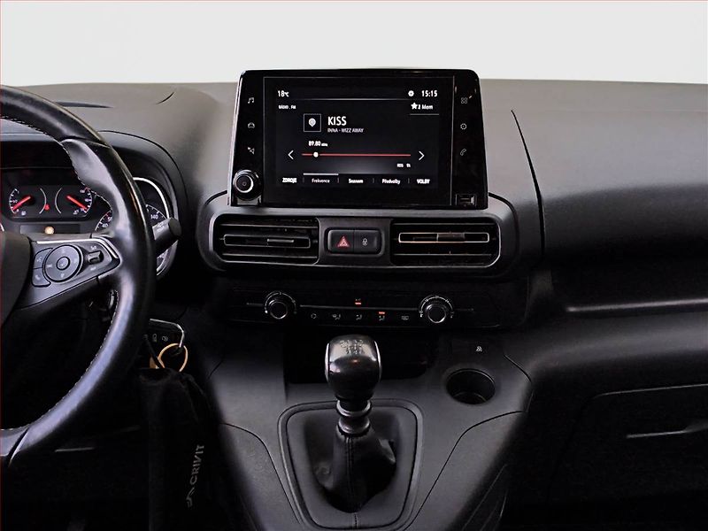 Opel Combo (2019) Enjoy 1.2 Turbo, 5Míst, ČR - fotka 12 z 16