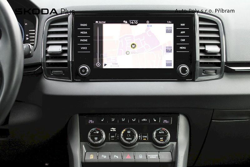 Škoda Karoq (2023) Style Exclusive 1.5TSI / 110kW - fotka 15 z 24