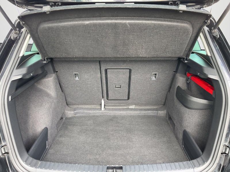 Škoda Karoq (2023) 1.5 TSI 110kW DSG Style Plus - fotka 30 z 32