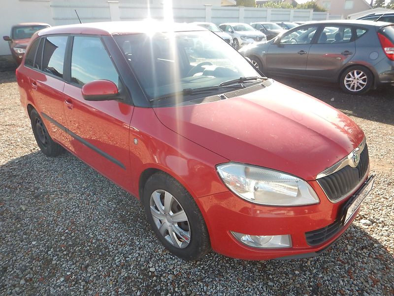 Škoda Fabia 1.6 TDI, KLIMA - fotka 4 z 29
