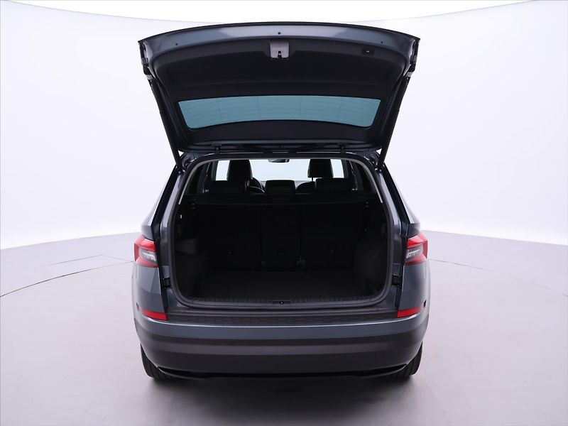 Škoda Kodiaq 2,0 TDI  4X4 DSG Style+ Tažné - fotka 9 z 32