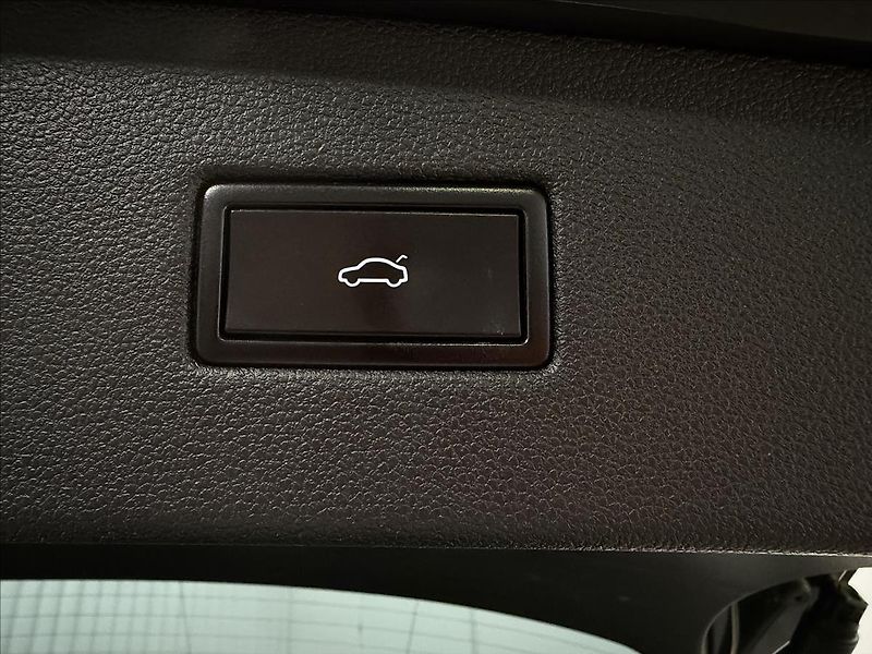 Seat Tarraco 2.0TDI 140kW DSG 4DRIVE 2XALU - fotka 37 z 44