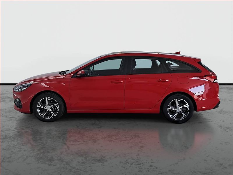 Hyundai i30 (2021) 1.0 T-GDI, ČR,1.maj - fotka 3 z 16