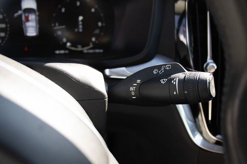 Volvo V60 Nové rozvody, servisovano - fotka 32 z 37