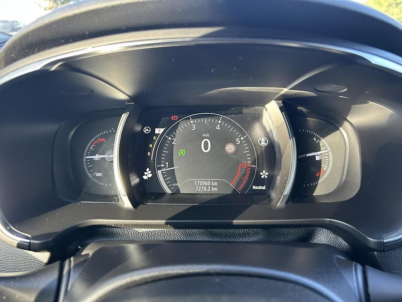 Renault Talisman (2019) 1.8 TCe 225k, automat - fotka 9 z 17
