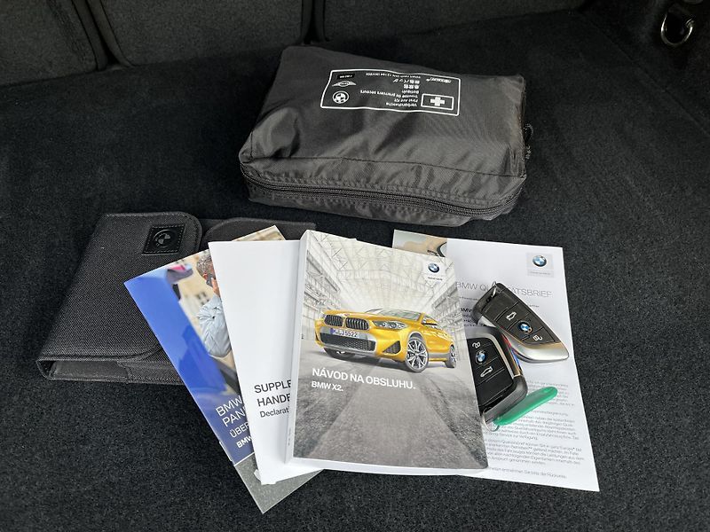 BMW X2 (2021) 2,0xD M-packet 140Kw,TZ,head-u - fotka 38 z 43
