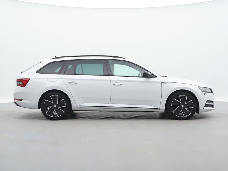 Škoda Superb 2,0 TDI 147kW DSG Sportline DP - fotka 8 z 31