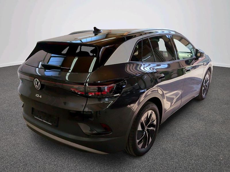 Volkswagen ID.4 (2022) 77kWh PRO PERFORM  REZERVOVÁNO - fotka 4 z 9