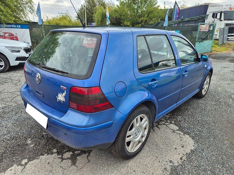 Volkswagen Golf 1,9 TDI 74kW, CZ, Comfortline - fotka 5 z 13
