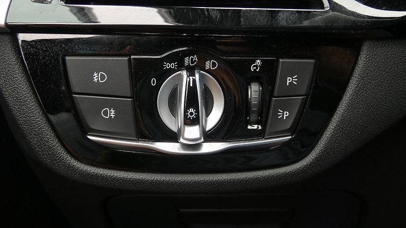BMW Řada 5 540d xDrive M Sport - fotka 10 z 26