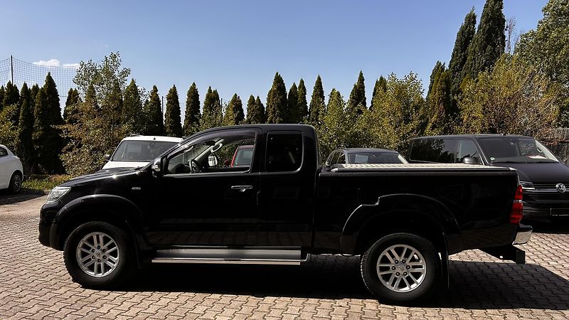 Toyota Hilux 2.5 DiD King Cab  - fotka 7 z 15