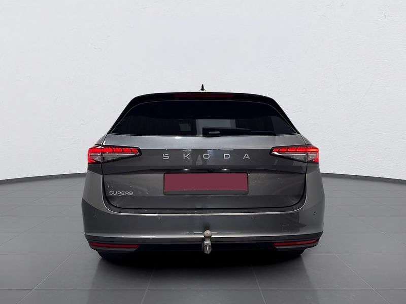 Škoda Superb TDI Selection Matrix HuD Taž - fotka 6 z 14