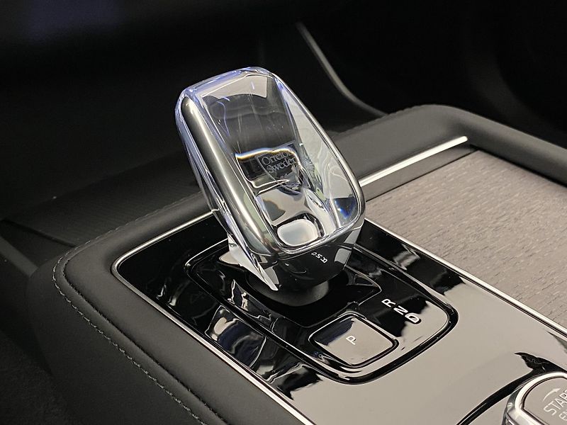 Volvo XC90 (2026) B5 AWD AUT DARK PLUS 7míst - fotka 39 z 70
