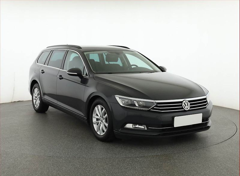 Volkswagen Passat (2017) Comfortline 2.0 TDI - fotografie inzerátu