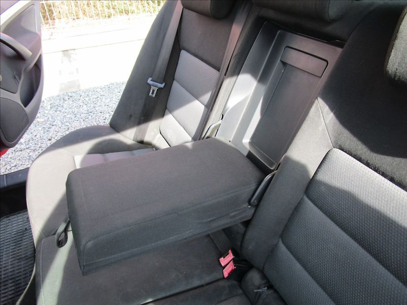 Škoda Octavia Combi 1.9TDi Ambiente, Klima - fotka 27 z 41