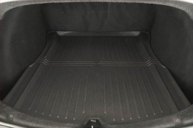 Tesla Model 3 (2024) Standard Range LFP, SoH 96% - fotka 10 z 26