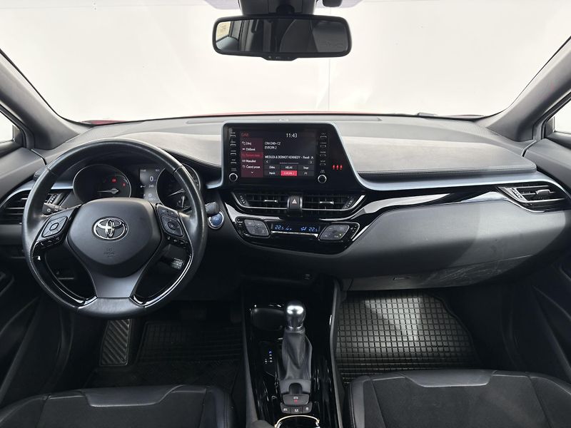 Toyota C-HR 2.0 HSD e-CVT Selection - fotka 5 z 23