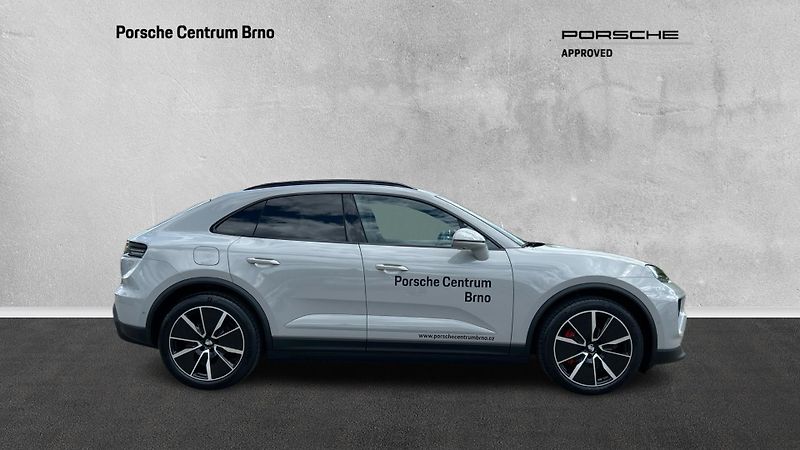 Porsche Macan (2026) 4S Electric - fotka 6 z 30
