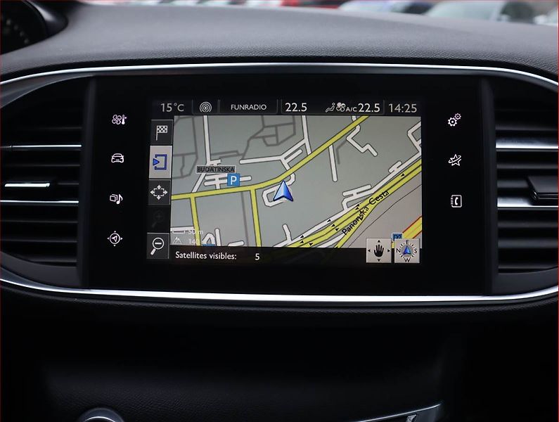 Peugeot 308 (2016) 2.0 BlueHDi, Automat - fotka 13 z 21