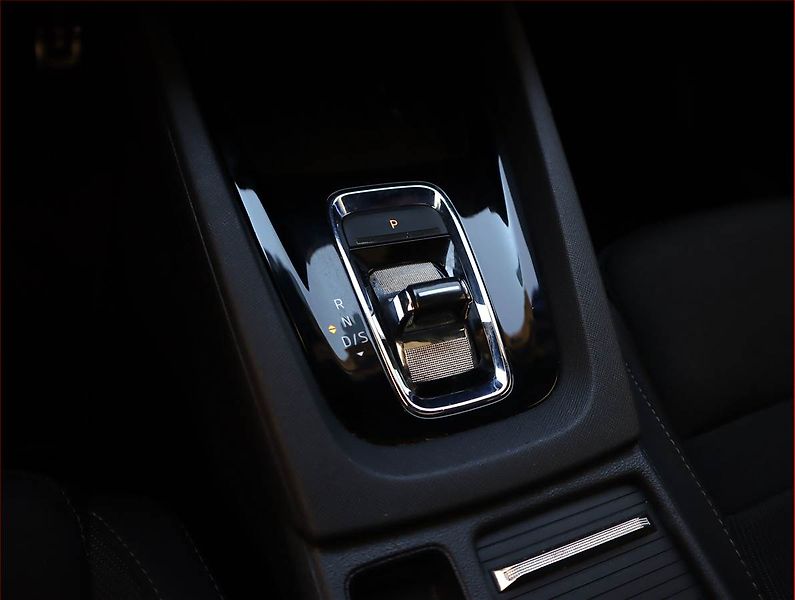 Škoda Octavia (2023) Sportline 2.0 TDI - fotka 17 z 28