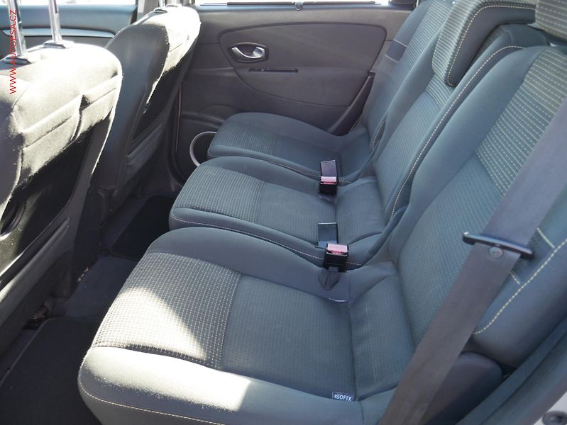 Renault Scénic (2009) 1.9 DCi, AAC, tempo - fotka 10 z 17