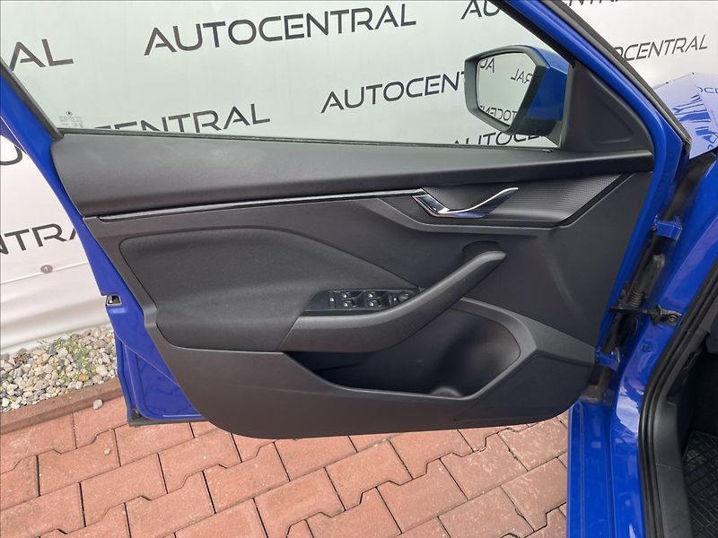 Škoda Scala 1,0 TSI 81kw,DSG,Navi,virtual, - fotka 19 z 29