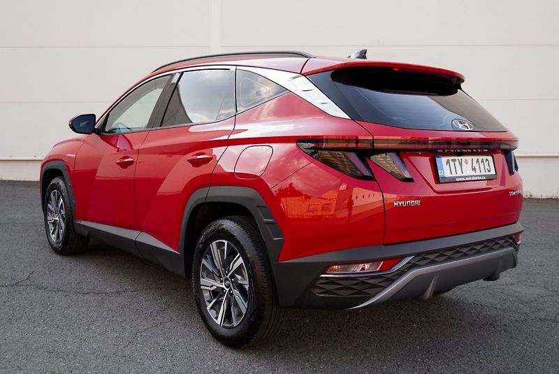 Hyundai Tucson 1.6 T-GDi 110Kw COMFORT 2500KM - fotka 9 z 23