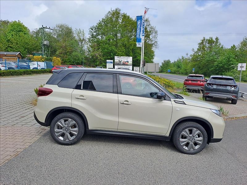 Suzuki Vitara (2026) 1,4 BoosterJet Premium - fotka 4 z 21