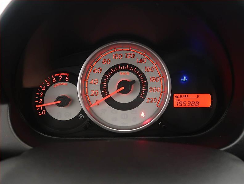 Mazda 2 (2008) 1.3 i, Klima, plně pojízdný - fotka 11 z 13